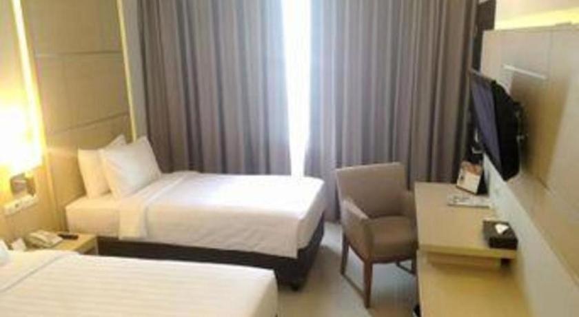 Horison Hotel Sukabumi Luaran gambar