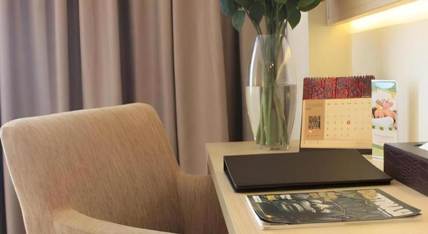 Horison Hotel Sukabumi Luaran gambar